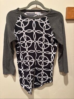 LuLaRoe Long Sleeve Raglan Top in Black, White & Charcoal